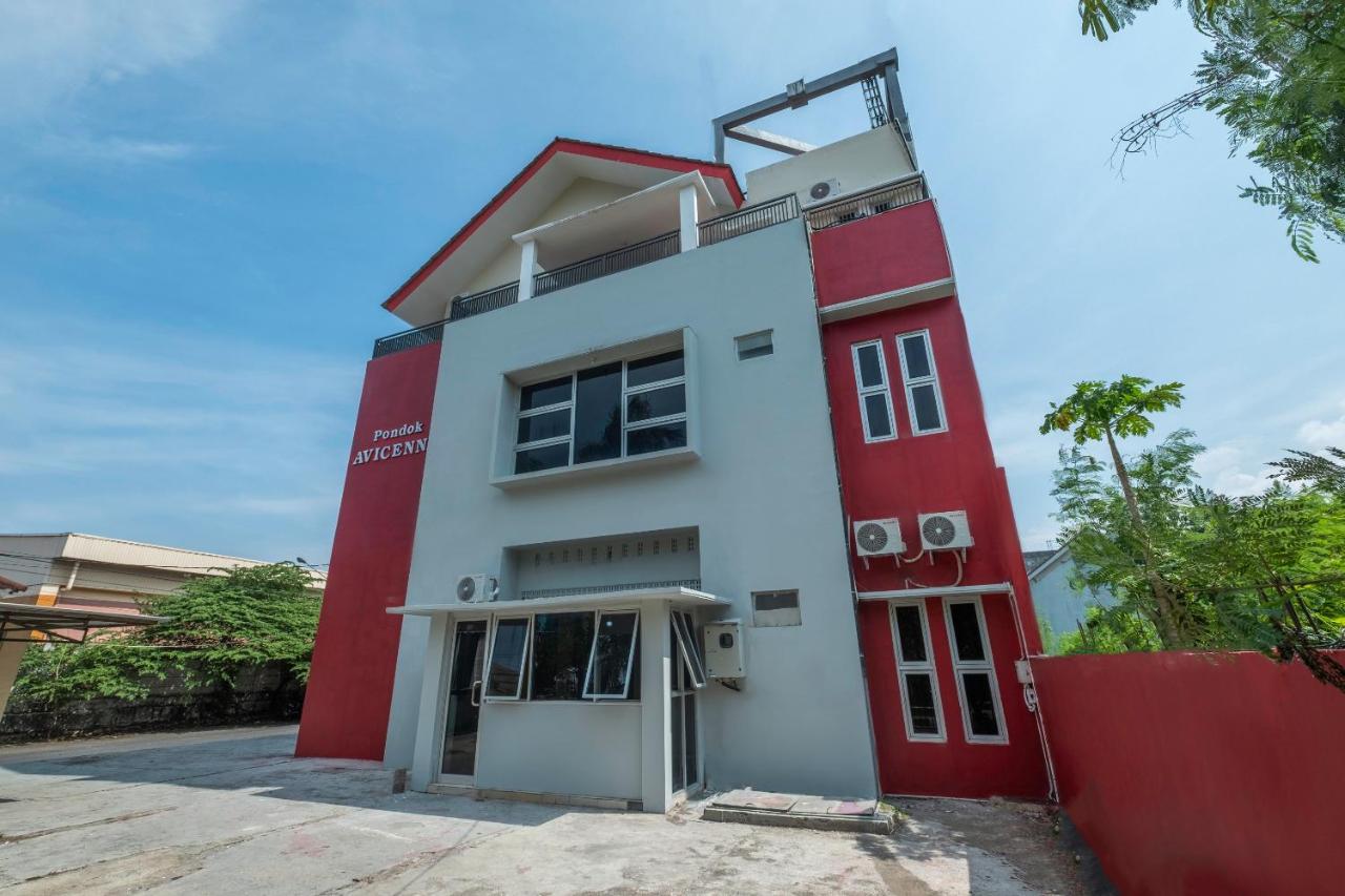 OYO 2132 Pondok Avicenna Cirebon Esterno foto
